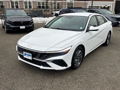 2024 Hyundai Elantra