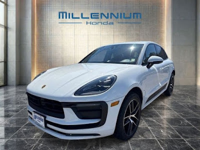 2023 Porsche Macan