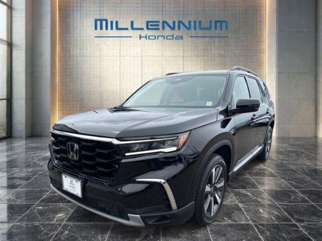 2023 Honda Pilot Touring